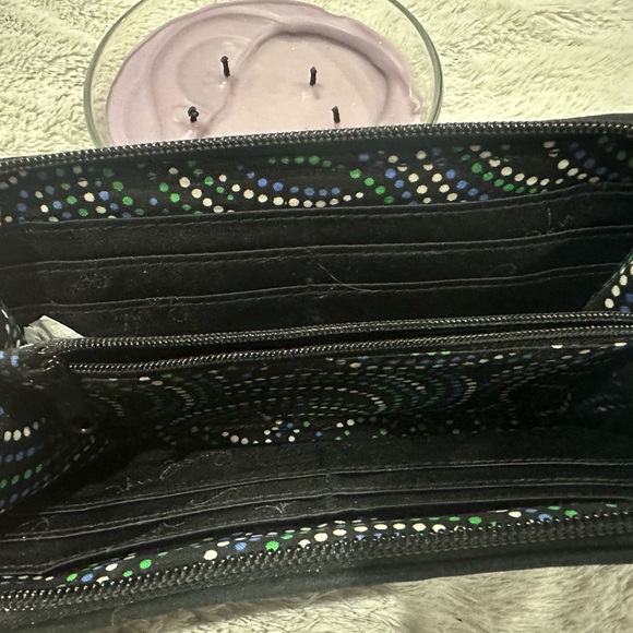 Vera Bradley Sharp Wallet - Picture 2 of 4